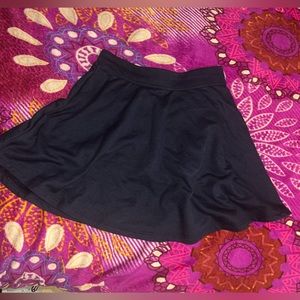 ‼️SOLD‼️ Uniform ponte knit skort